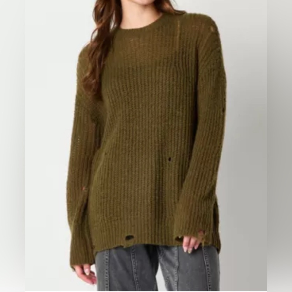 Arizona Juniors Crew Neck Long Sleeve Sweater(B 44” L 27”)